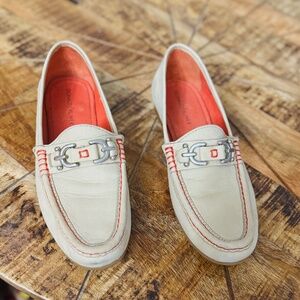 Donald J. Pliner Women’s Suzy Baby Calf Loafers size 7.5